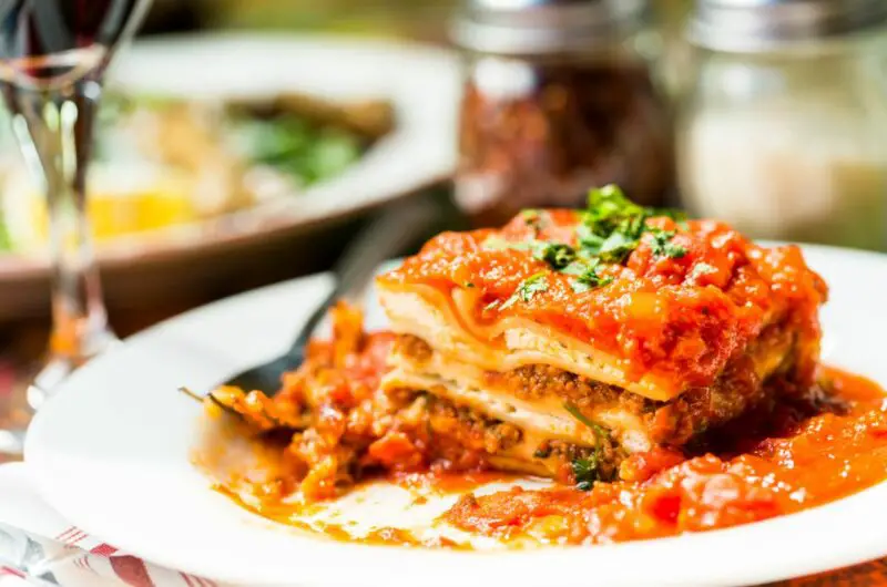 10 Amazing Paula Deen Lasagna Recipes To Try Today