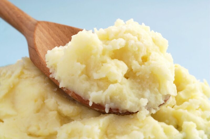 11 Amazing Paula Deen Mashed Potato Recipes To Try Today