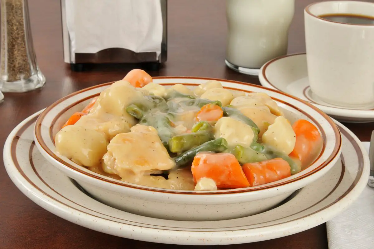 5 Amazing Paula Deen Chicken And Dumplings Recipes To Try Today