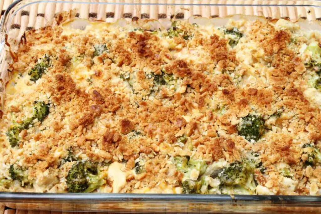 6 Amazing Paula Deen Broccoli Casserole Recipes To Try Today - Women Chefs