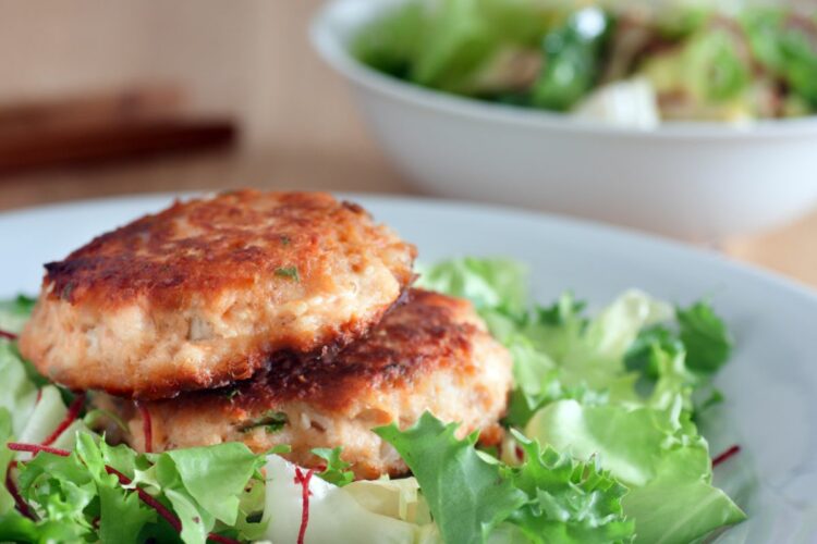 6 Amazing Paula Deen Salmon Pattie Recipes To Try Today - Women Chefs