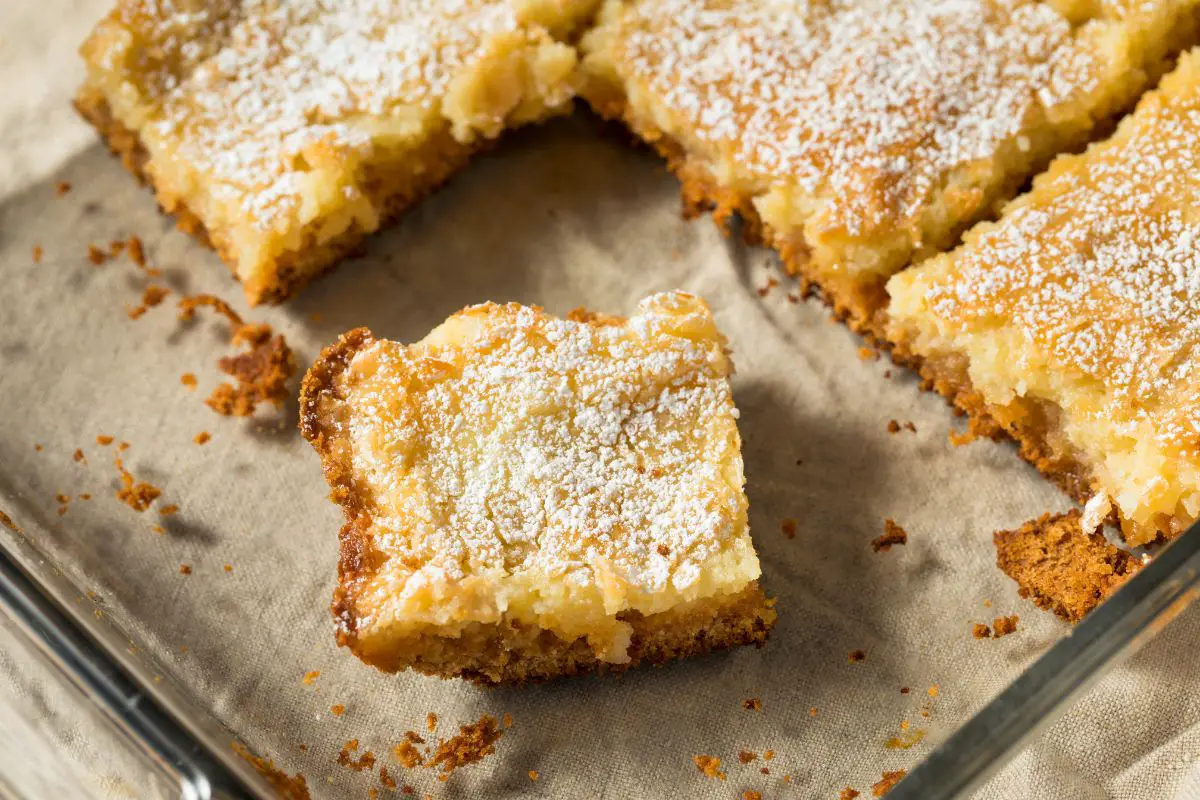 7 Amazing Paula Deen Gooey Butter Cake Recipes To Try Today