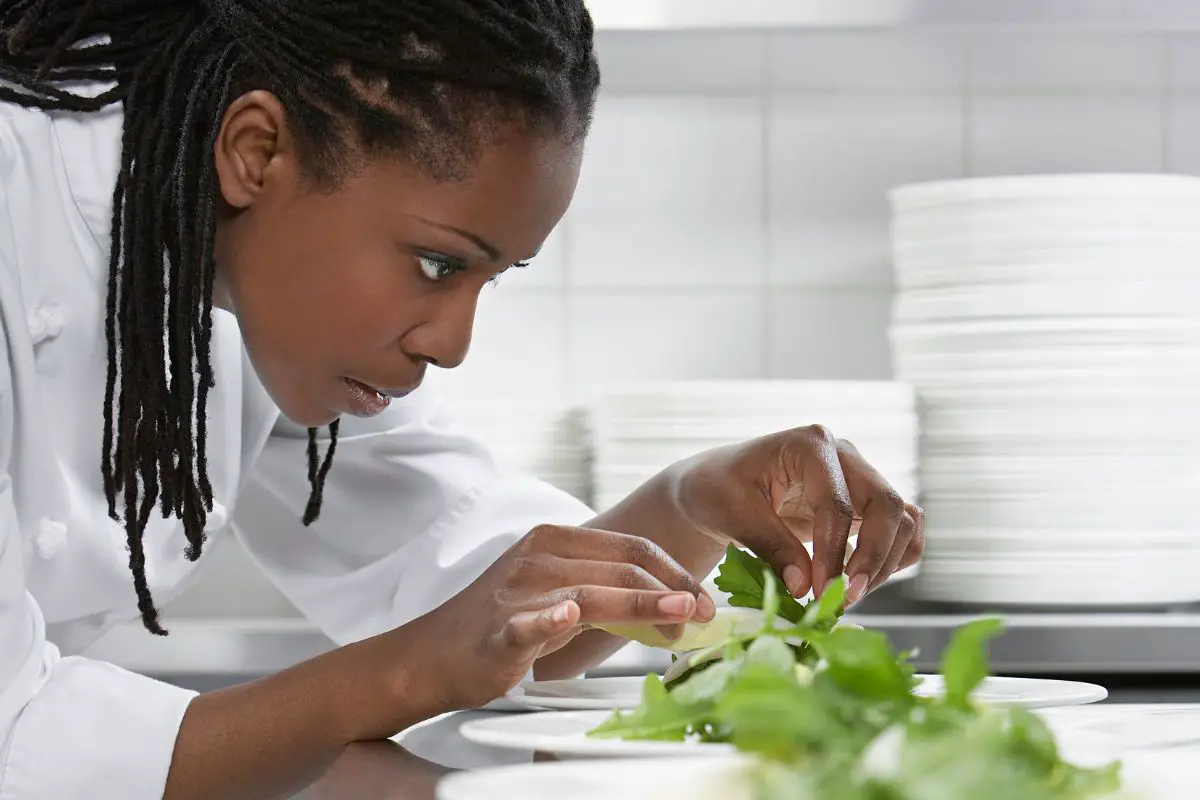 7 Best Food Network Chefs Female We Absolutely Love