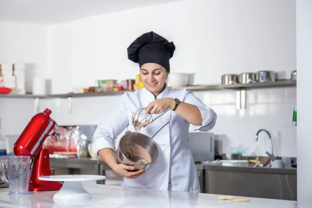 7-female-pastry-chefs-we-adore-women-chefs