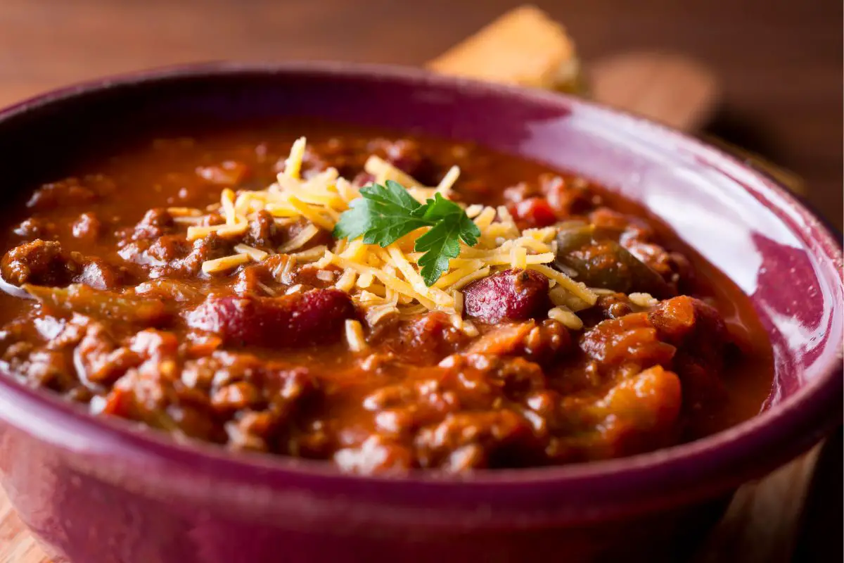 8 Amazing Paula Deen Chili Recipes Slow Cooker To Try Today - Women Chefs