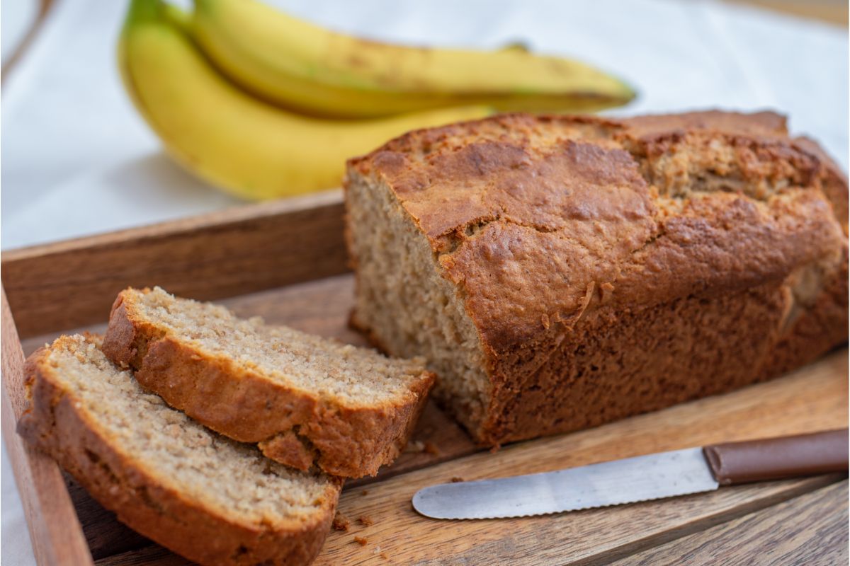 8 Amazing Rachael Ray Banana Bread Recipes To Try Today