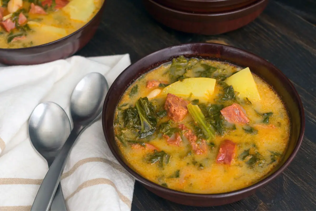 6 Best Paula Deen Potato Soup Recipes To Try Today