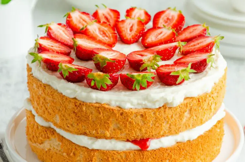 15 Irresistible Cake Recipes Every Baker Will Want To Try