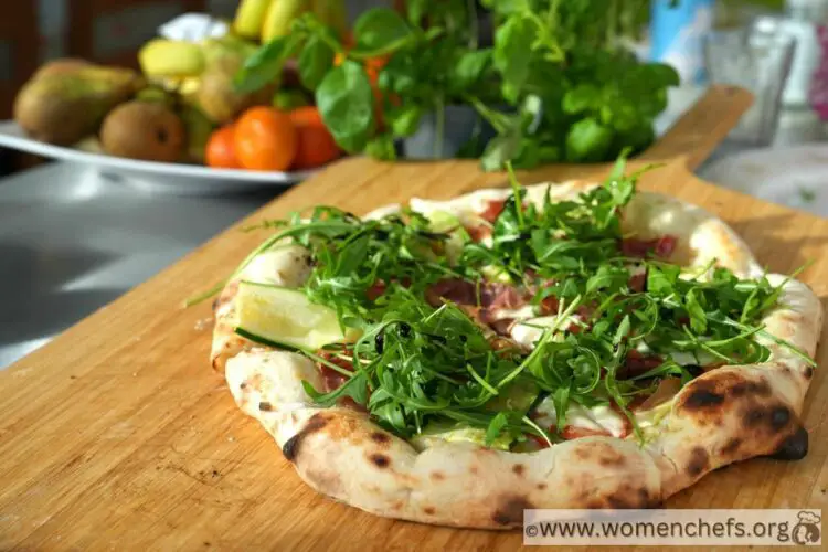 15 Delicious Pizza Side Dishes Women Chefs