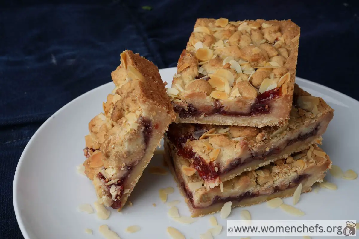 Ina Garten Raspberry Bars Recipe (With a Tasty Twist)