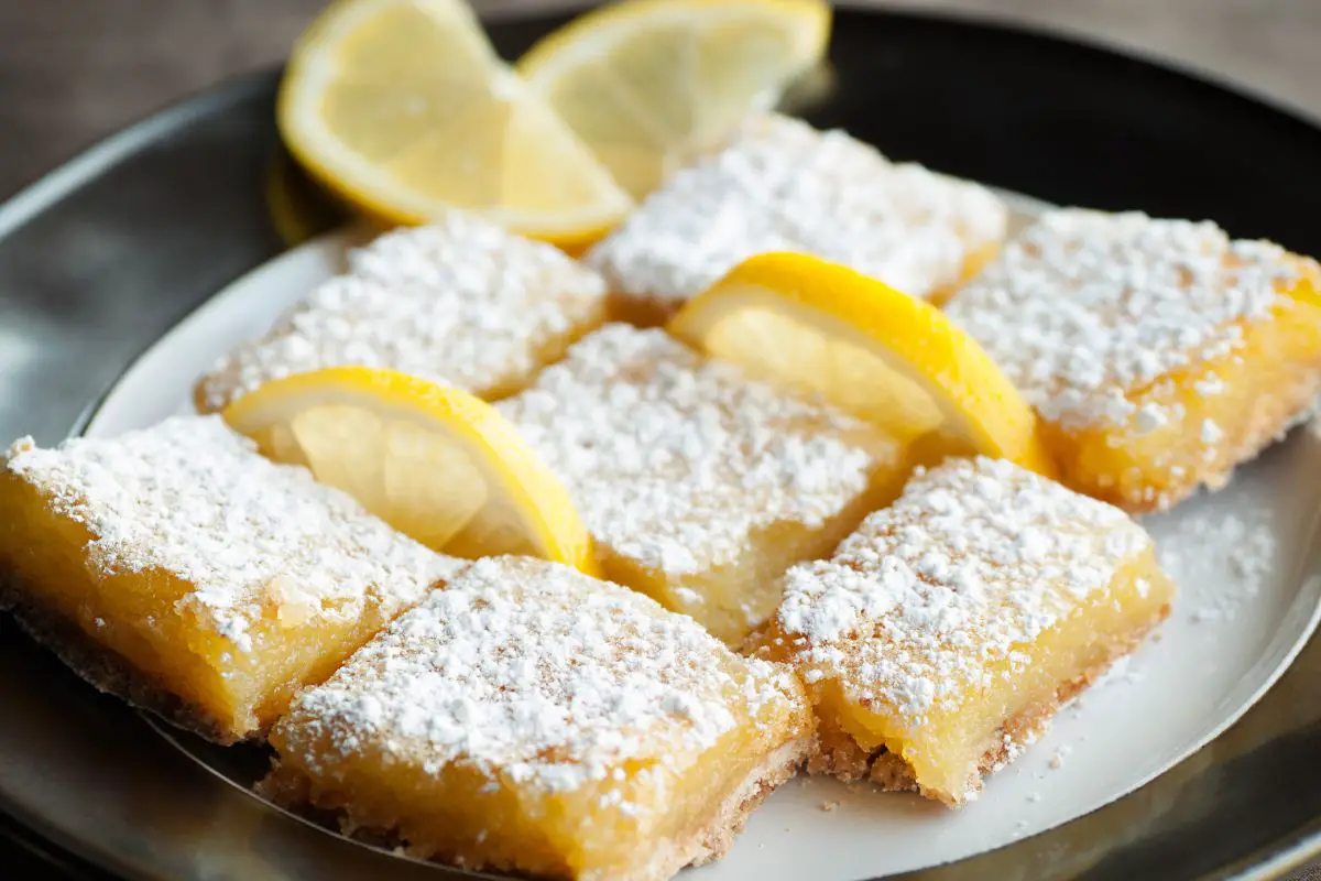 7 Delicious And Zesty Recipes For Lemon Bars By Martha Stewart Women   Lemon Bars Martha Stewart 