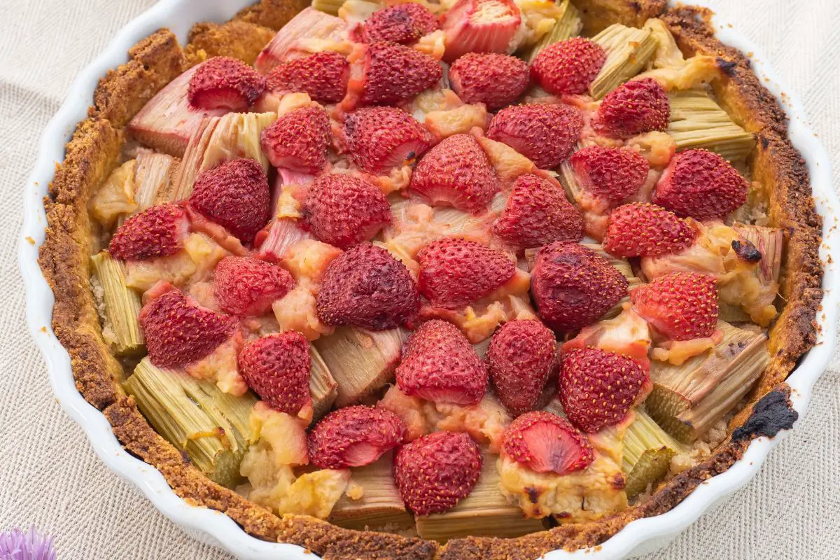 6 Rhubarb Tart And Rhubarb Pie Recipes From Martha Stewart Women Chefs