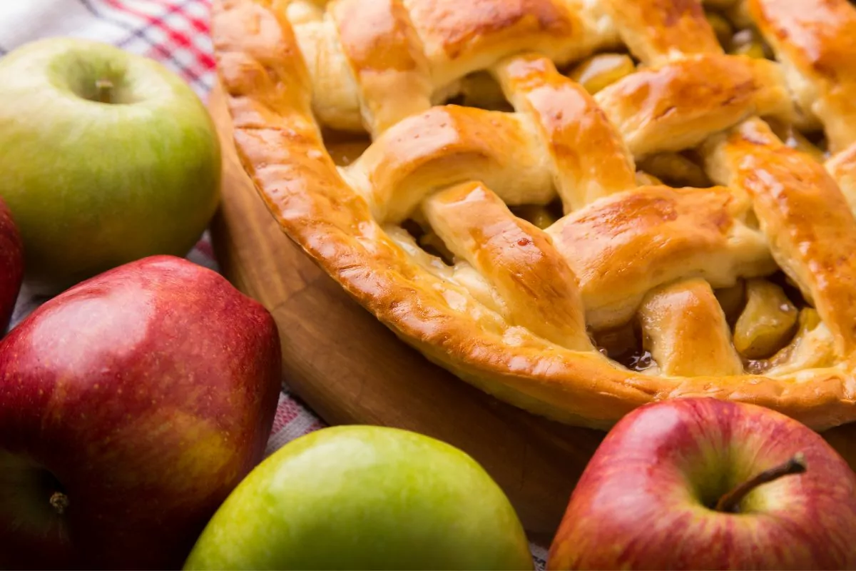 7-Best-Ina-Garten-Apple-Pie-Recipes-To-Try-Today