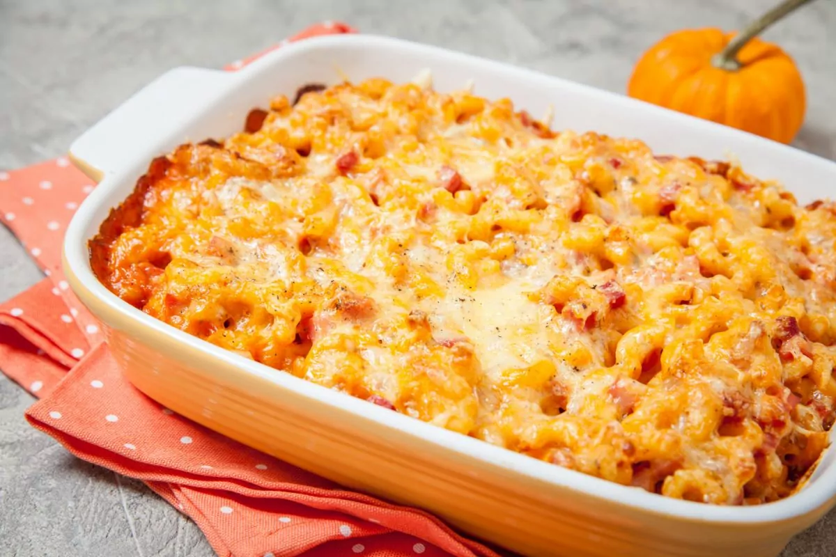 8 Amazing Rachael Ray Pasta Recipes To Try Today