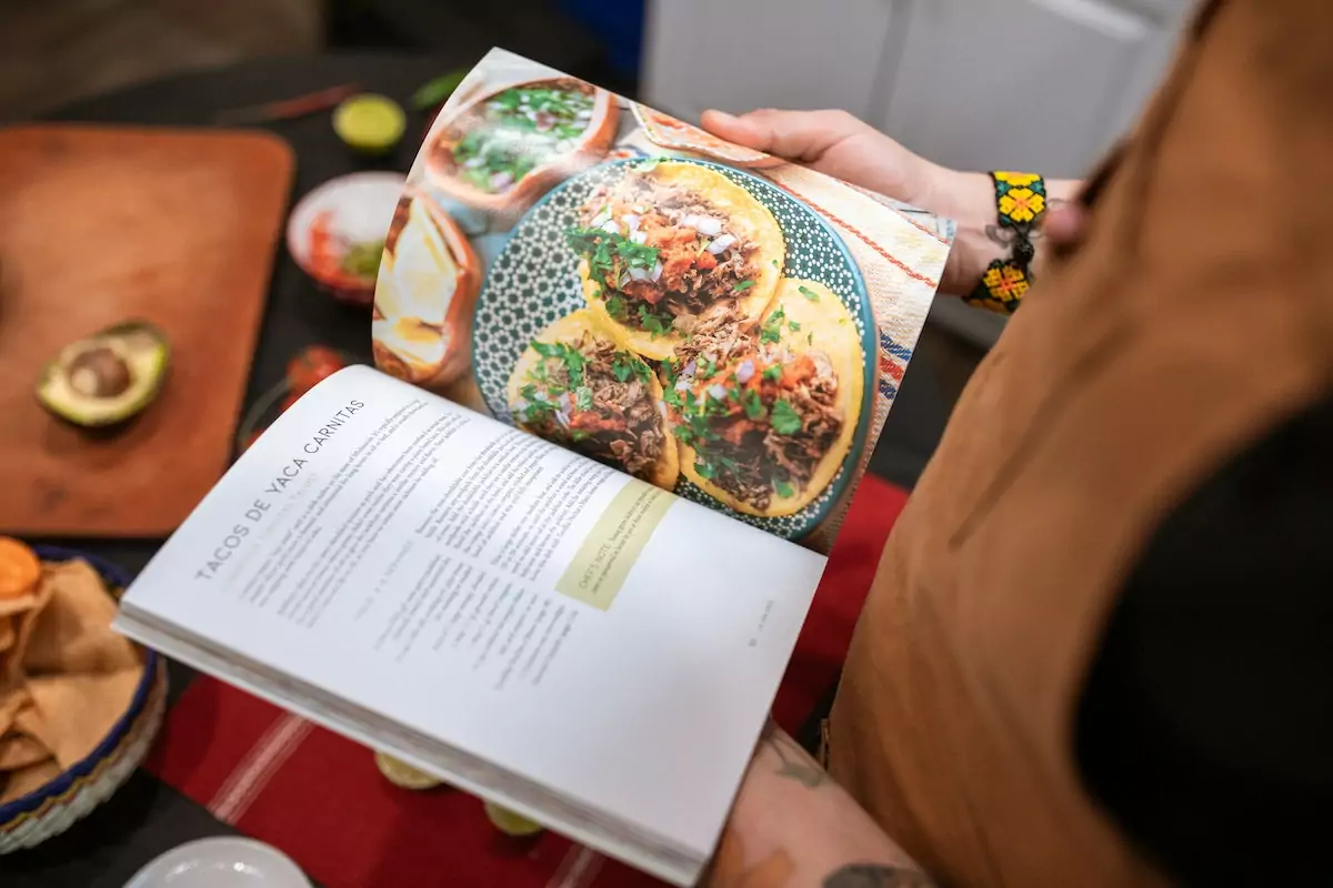4 Female Chef Cookbooks For College Students To Try